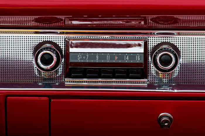 Cuadro salpicadero coche radio antigua (bme170134)
